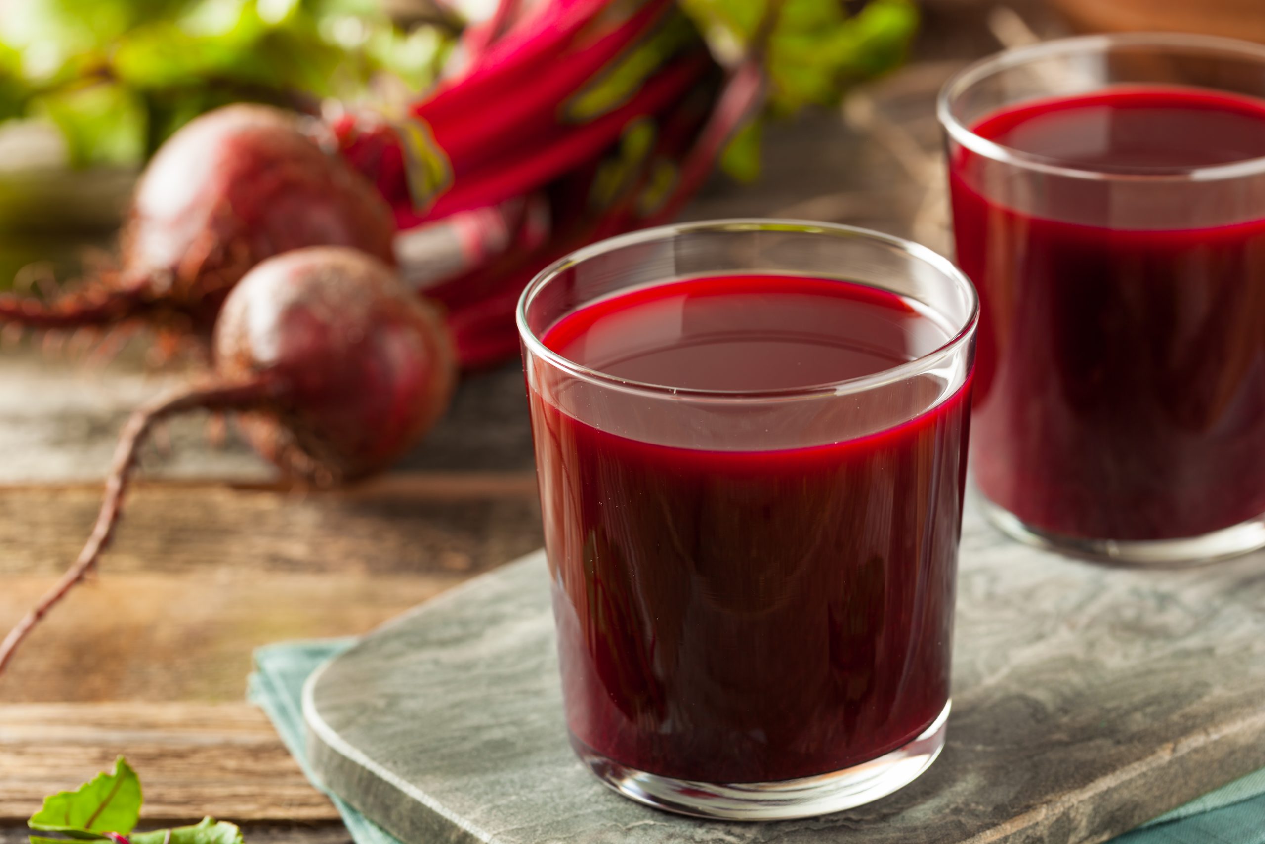 O suco de beterraba é um ótimo suplemento que pode ser prescrito para vegetarianos.