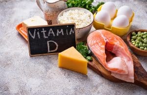 Níveis mais altos de vitamina D são recomendados para grupos em risco de certas condições de saúde